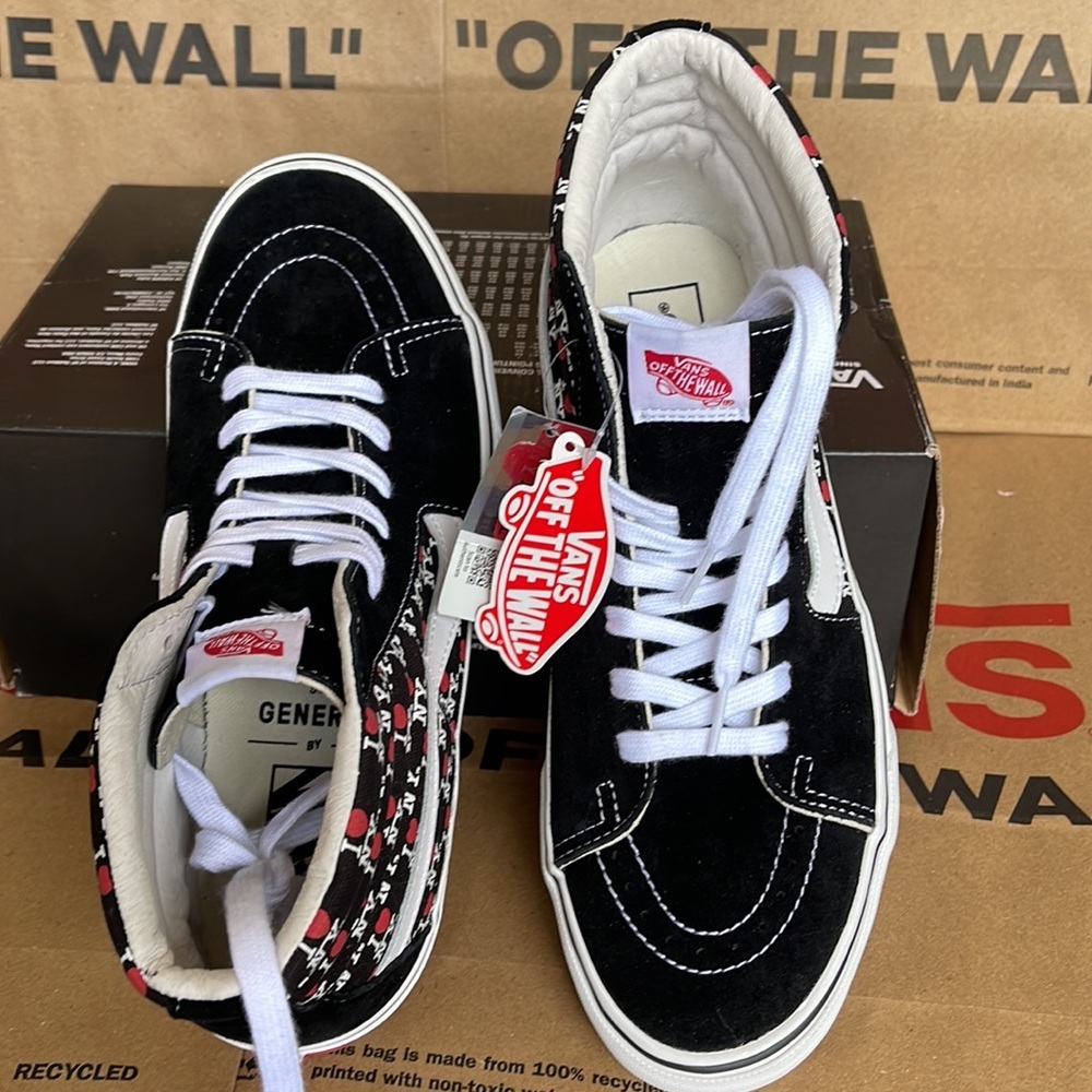 Vans Sk8-Hi The General I Love NY Black sneakers Men’s - Picture 13 of 16